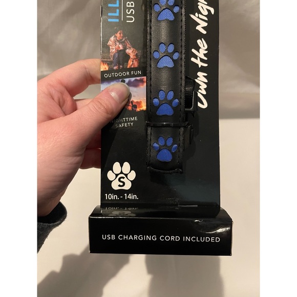 !!! HOST PICK🥳🤩 🌸✨NWT Night Scout Small Blue Rechargable Dog Collar - Picture 5 of 11